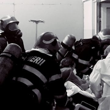 După ce a ucis 10 oameni, spitalul din Neamț anunță că nu va taxa familiile decedaților pentru serviciile medico-legale