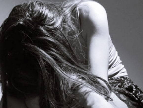 PROXENEȚI DIN TATĂ-N FIU: duceau minore în Occident pentru a se prostitua și spălau banii „pe firmă” PROXENEȚI DIN TATĂ-N FIU: duceau minore în Occident pentru a se prostitua și spălau banii „pe firmă”