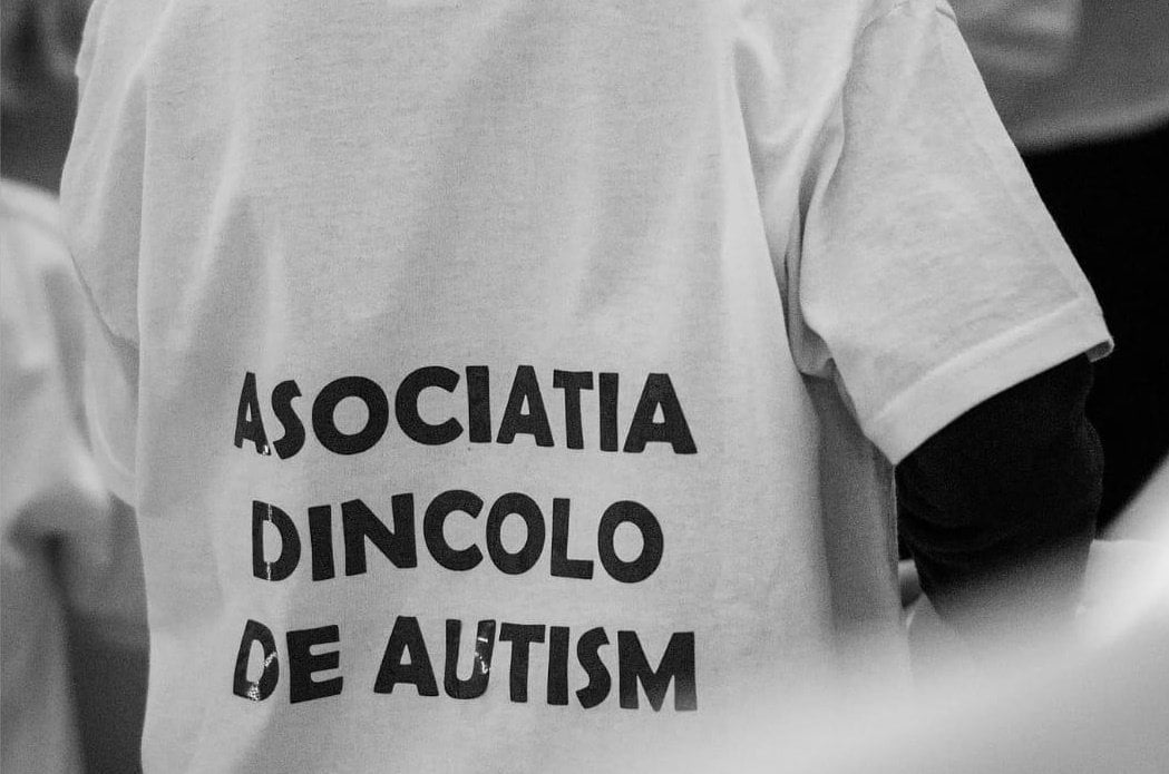 Asociația Dincolo de Autism