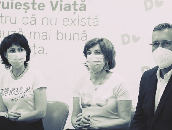 Spital modular Piatra Neamt1 EXCLUSIV: Oana Gheorghiu, după inaugurarea spitalului modular de la Piatra Neamț: “Am spus din start că nu vrem să vedem picior de politician”