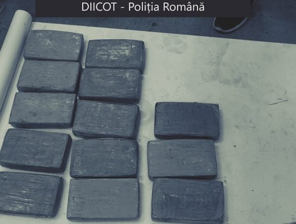 cocaina O jumătate de tonă de cocaină, găsită în baxuri de banane la Chiajna