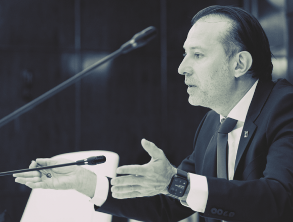 Florin Citu Misterioasa fișă matricolă a lui Cîțu, captivă între GDPR și protecție politică