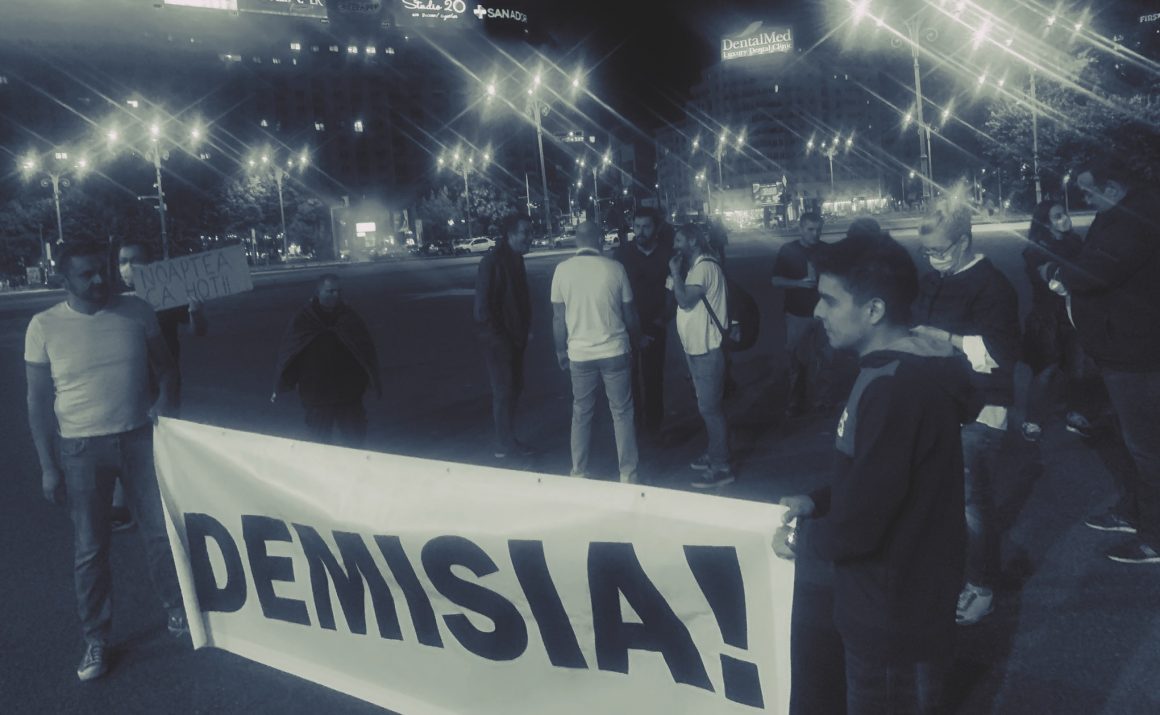 Protest în Piața Victoriei: se cere demisia lui Florin Cîțu