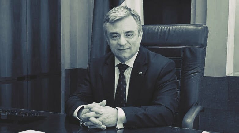 Deputatul liberal Adrian Miuțescu, capul unei rețele de angajări pe pile în Argeș